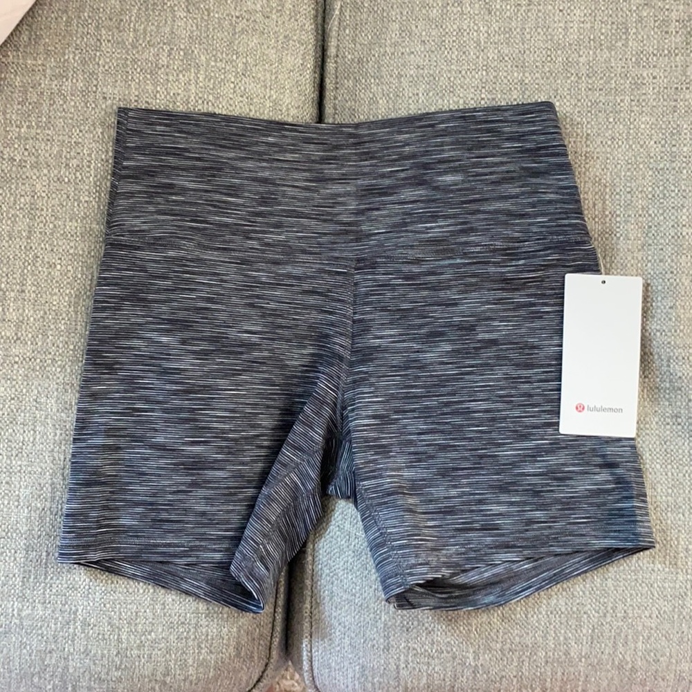 Lululemon Align short 6” size 12